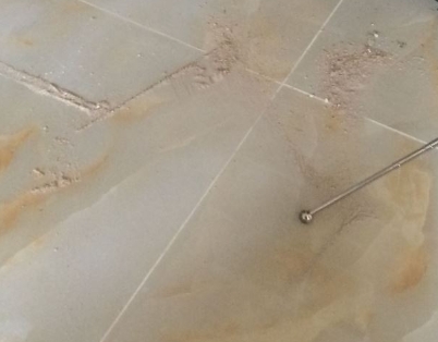 深州瓷砖空鼓维修公司分享粘合剂选择不当在瓷砖铺贴过程中可能导致以下问题